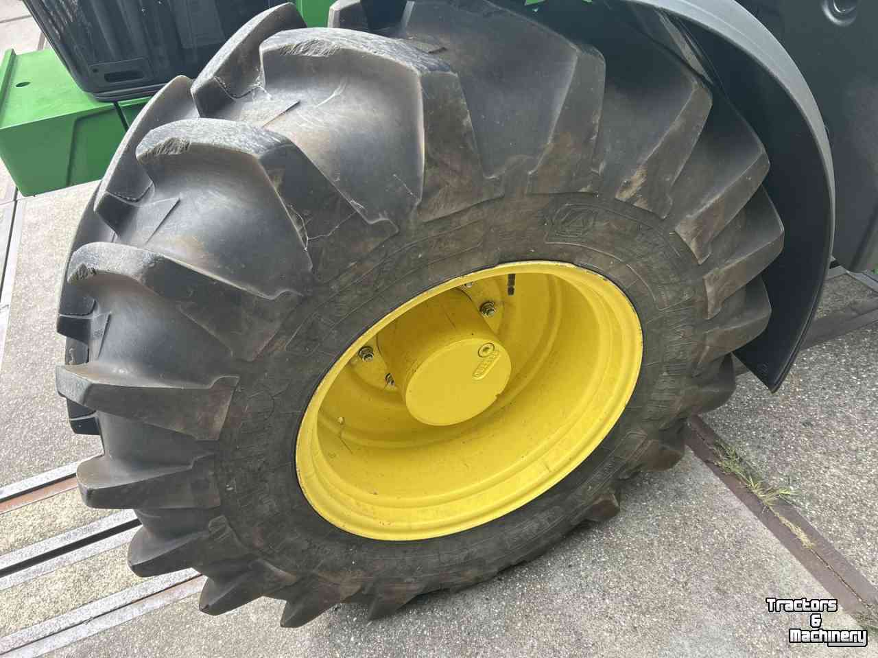 Tractor / Trekker John Deere 6M 125