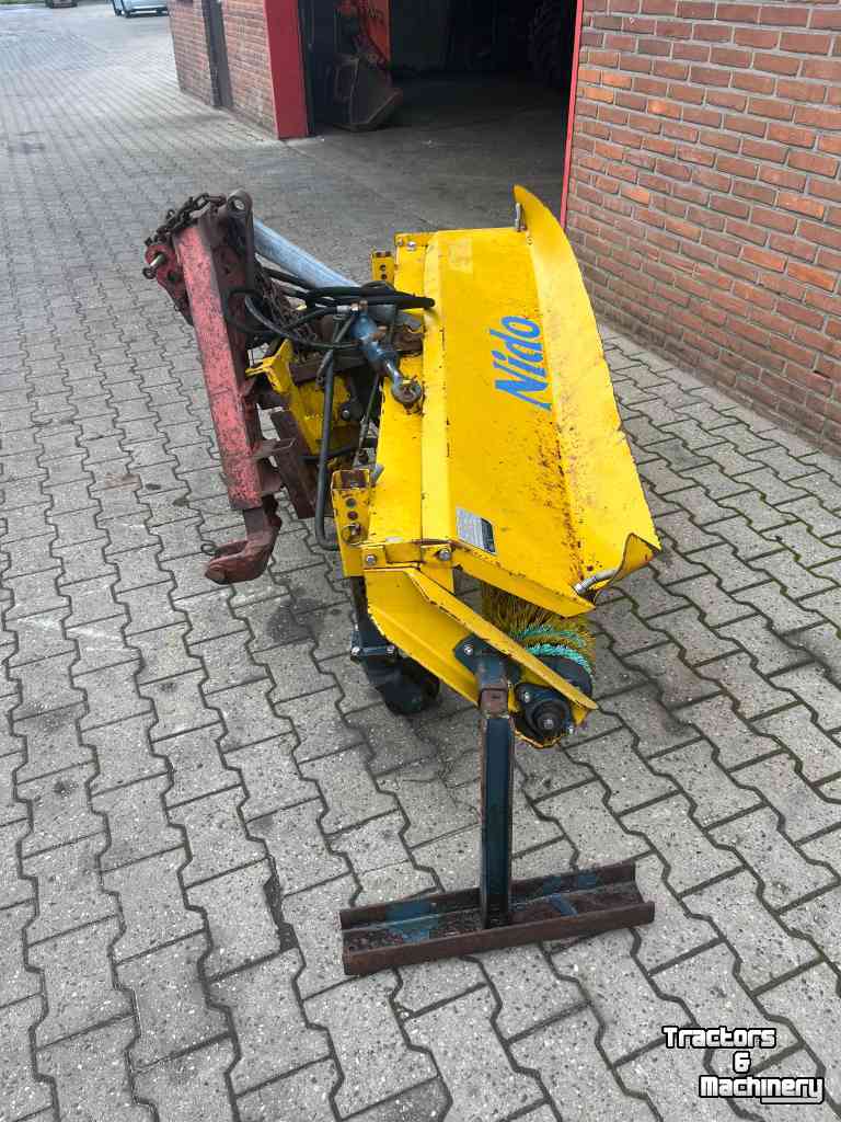 Veegmachine Nido Veegmachine, diversen.