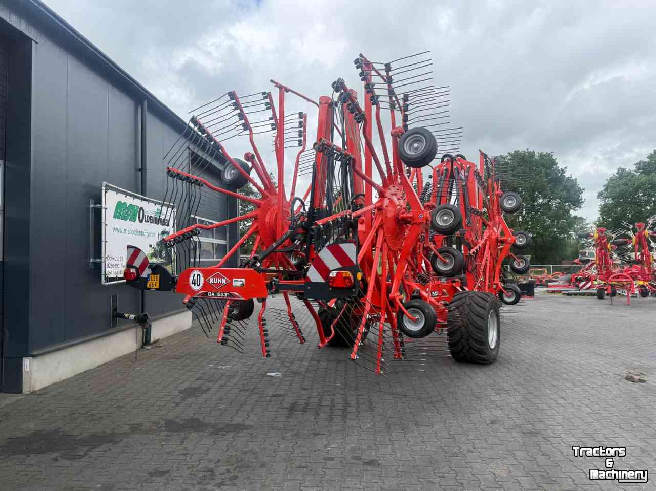 Rugger / Hark / Zwadhark Kuhn GA15231 vierrotor hark demo