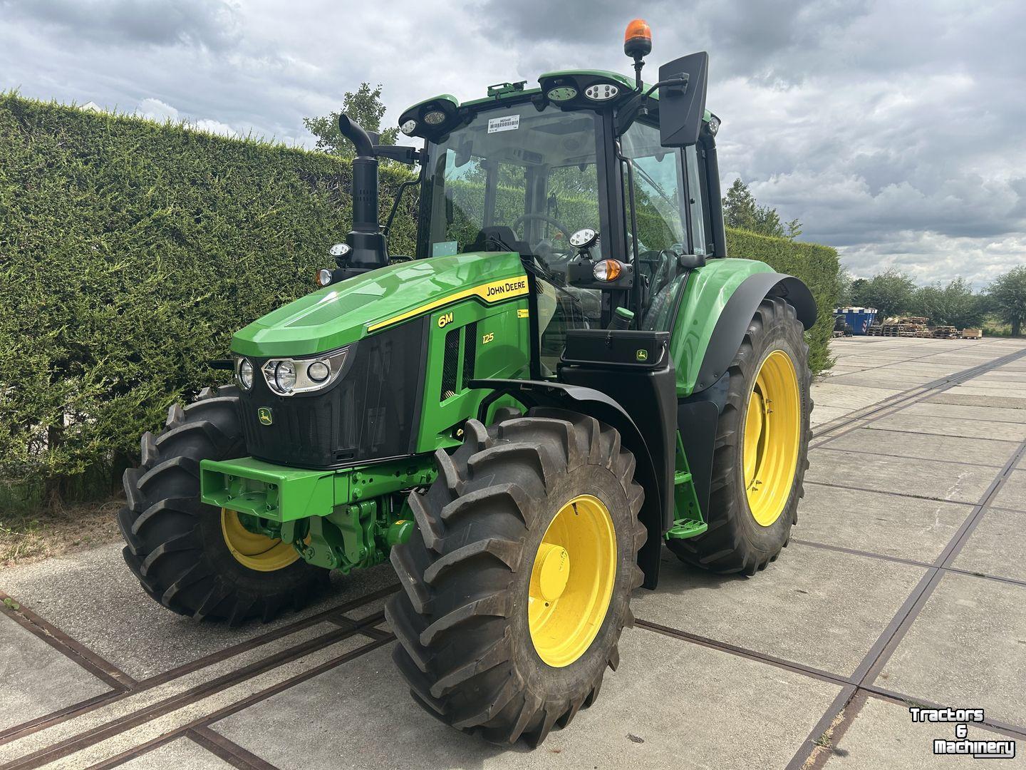Tractor / Trekker John Deere 6M 125