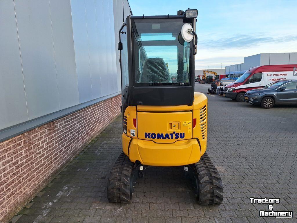Mini-graver / Mini-graafmachine Komatsu PC26