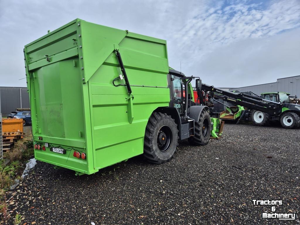 Tractor / Trekker JCB Fastrac 4220 met container