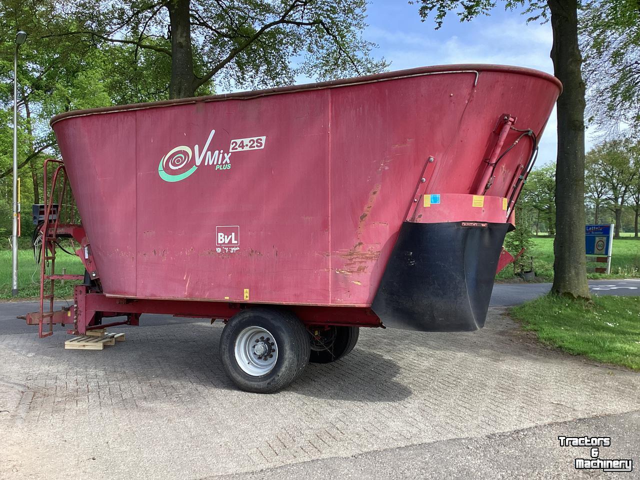 Voermengwagen Vertikaal Van Lengerich V-mix 24 - 2 S
