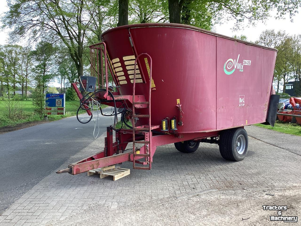Voermengwagen Vertikaal Van Lengerich V-mix 24 - 2 S