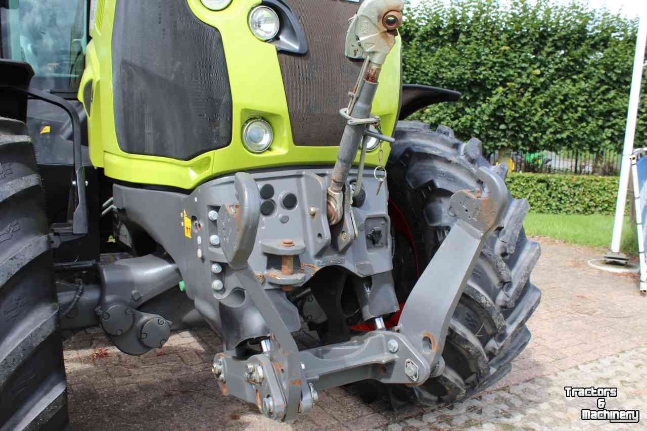 Traktoren Claas Axion 830