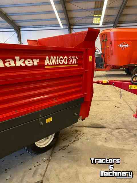 Blokkendoseerwagen Schuitemaker Amigo 30 W