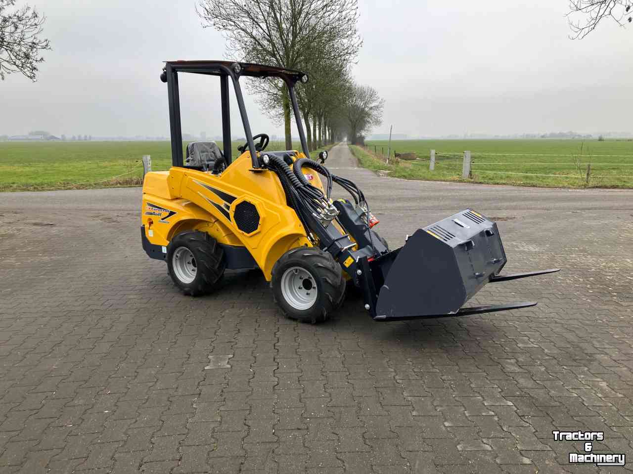 Shovel / Wiellader / Kniklader Eurotrac W11 telescoop shovel -minishovel