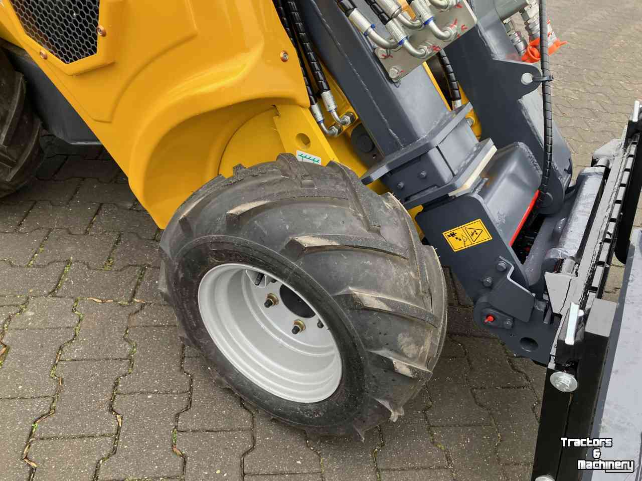 Shovel / Wiellader / Kniklader Eurotrac W11 telescoop shovel -minishovel