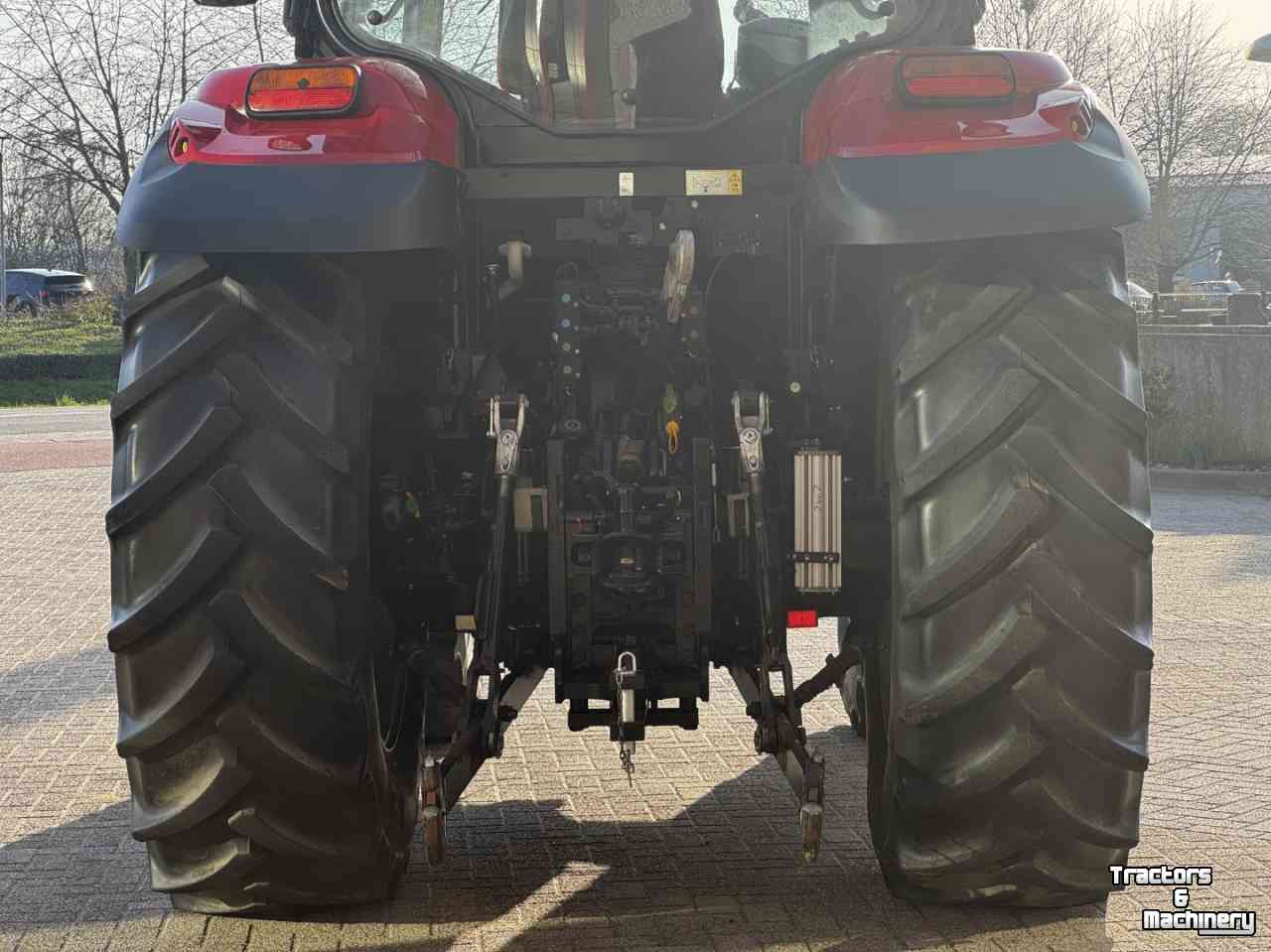 Tractor / Trekker Case-IH Maxxum 115 Active 8  vol geveerd 40km