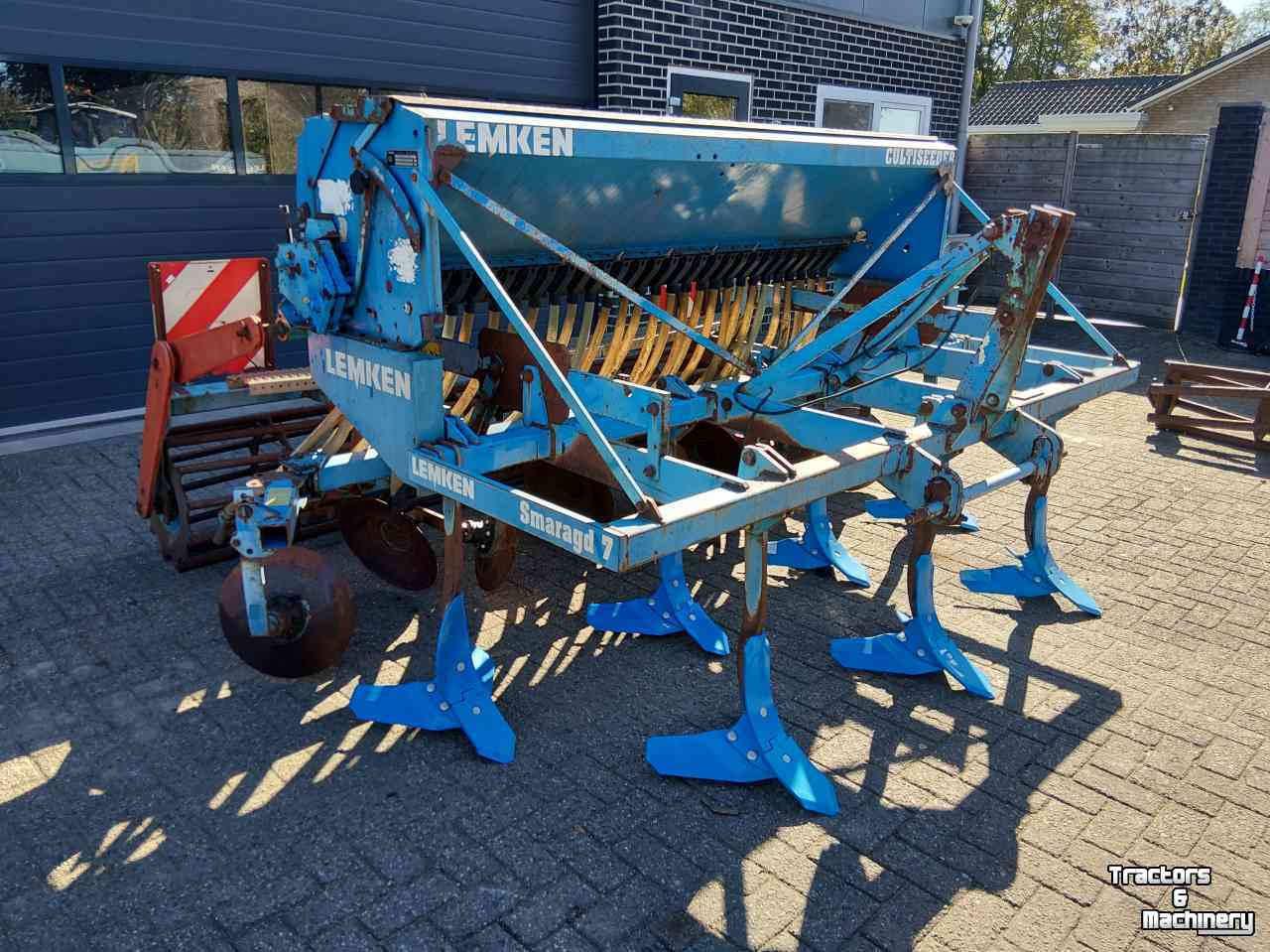 Cultivator Lemken Smaragd met Zaaibak