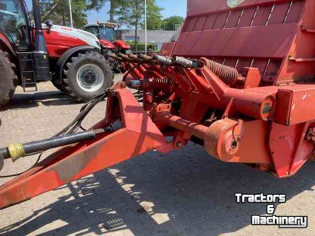 Opraapwagen Taarup 1030