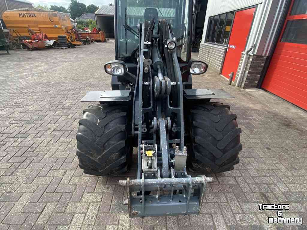 Shovel / Wiellader / Kniklader Giant V5003HD
