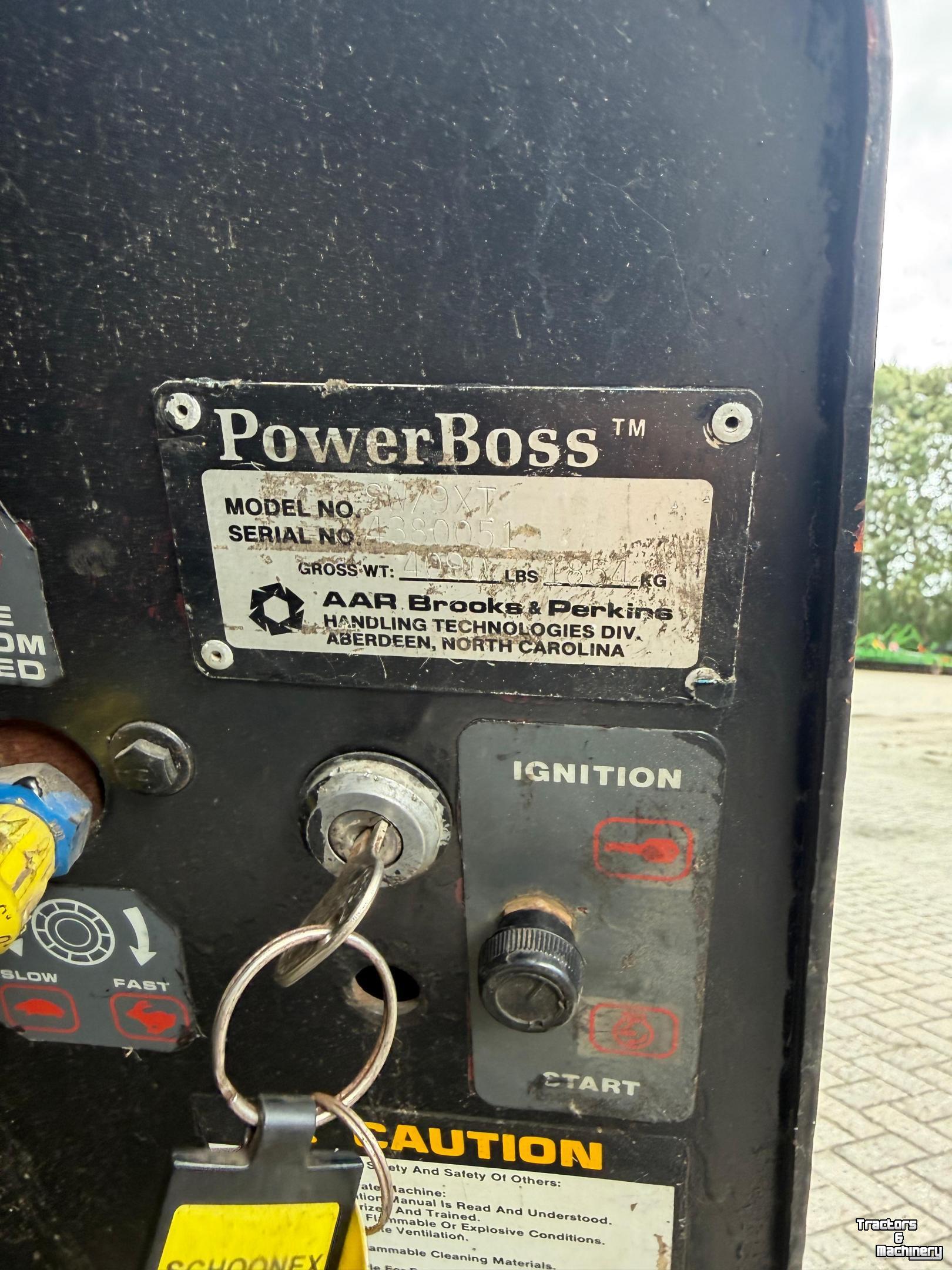 Veegmachine  Powerboss SW9XT