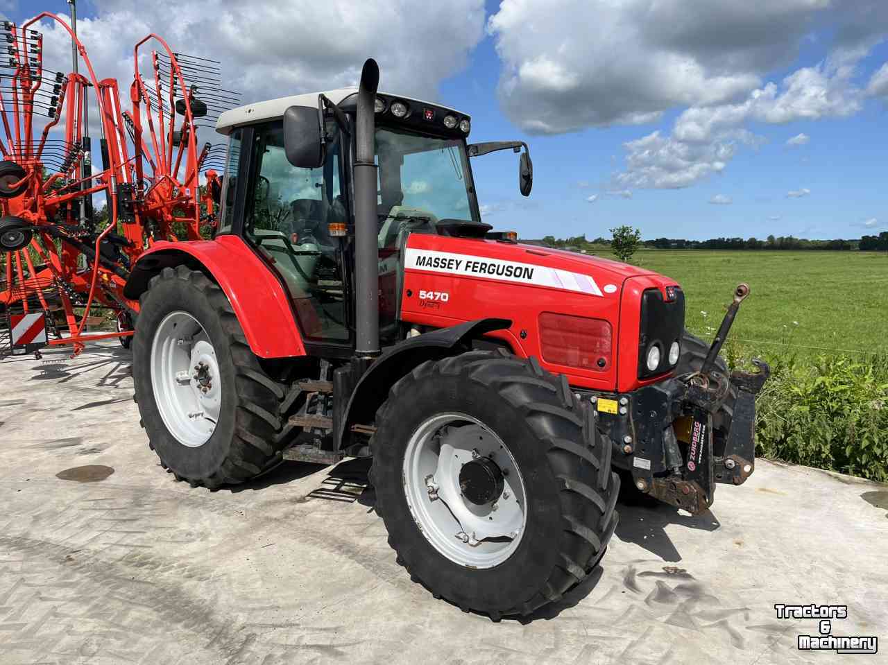 Tractor / Trekker Massey Ferguson 5470 Dyna-4 SISU Tractoren