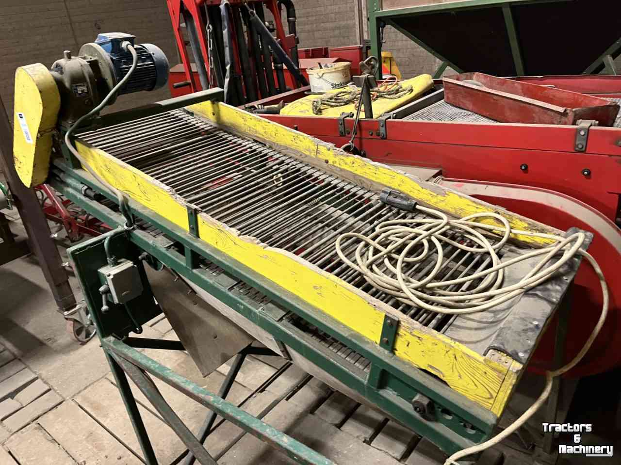 Overige inschuurmachines en toebehoren Visser Zeefketting, op onderstel