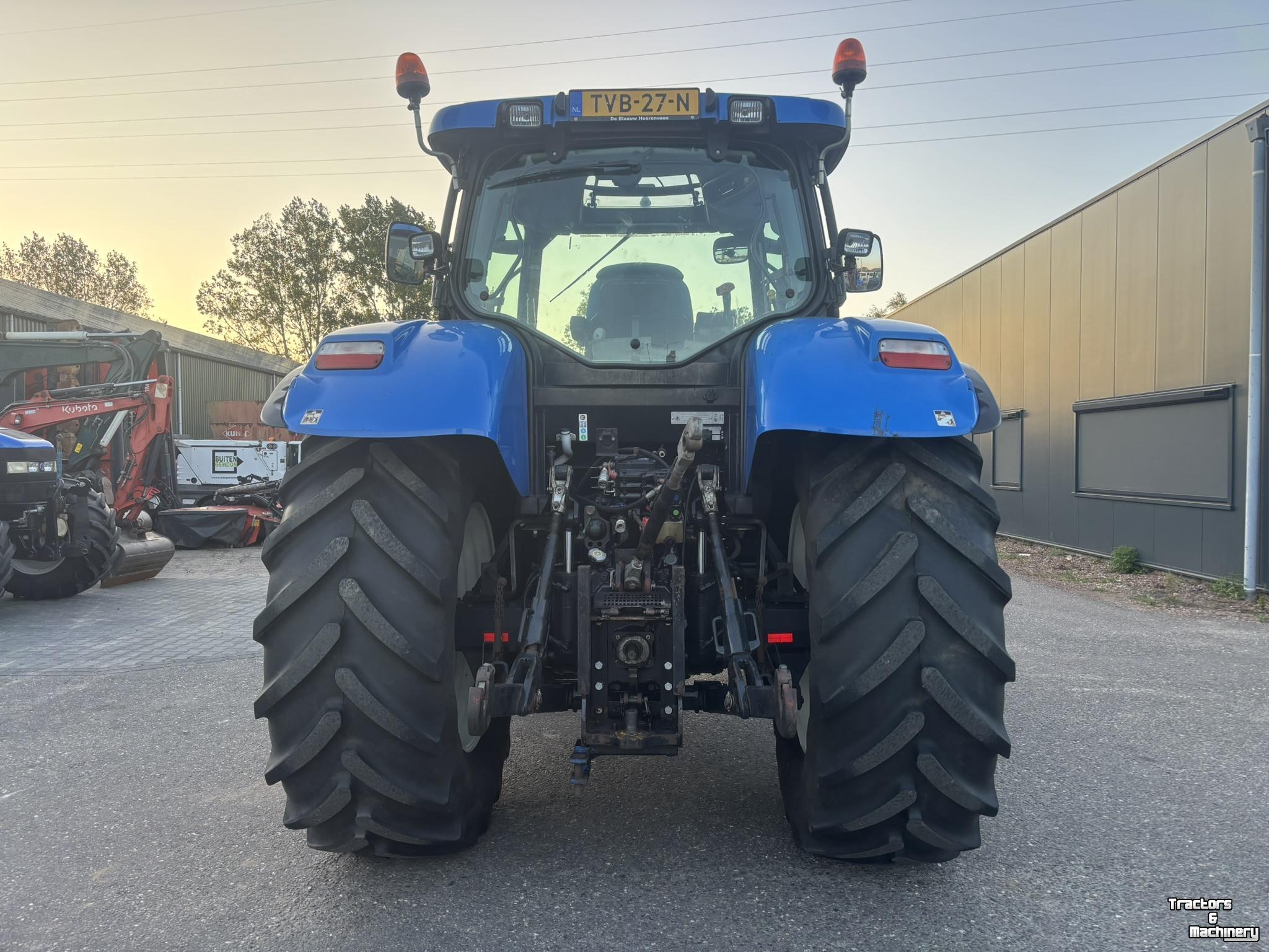 Tractor / Trekker New Holland T6030
