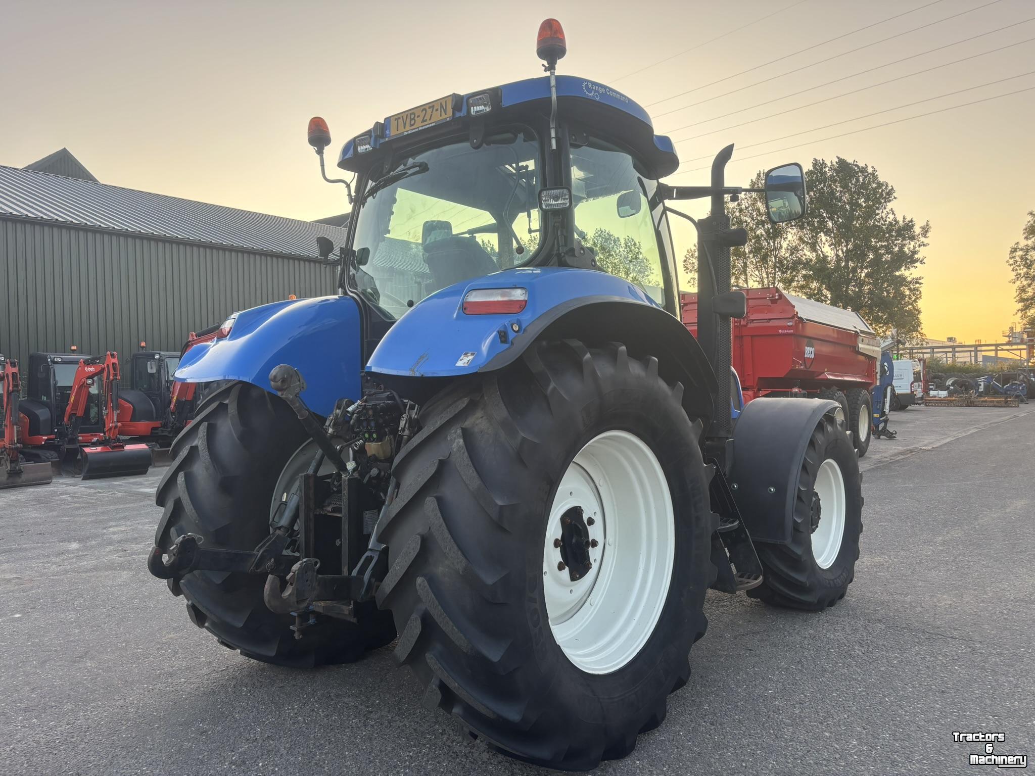 Tractor / Trekker New Holland T6030