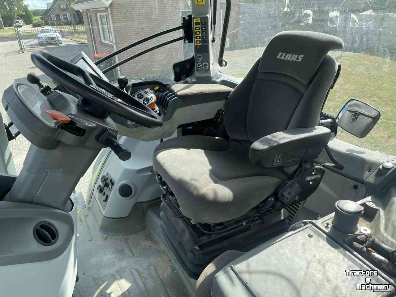 Tractor / Trekker Claas Axion 810 C-Matic Cebis (nieuw model, jaar 2015)