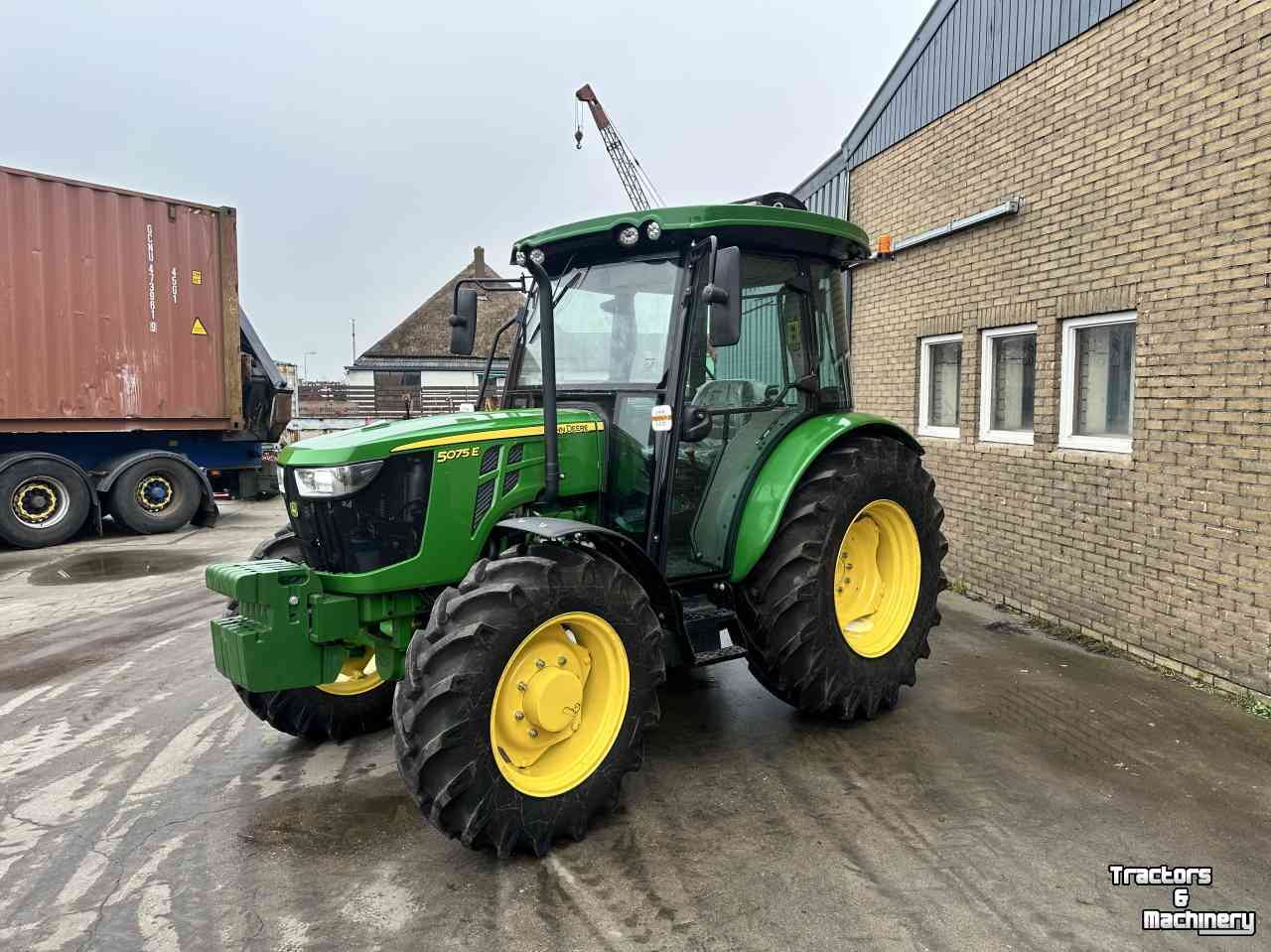 Tractor / Trekker John Deere 5075E