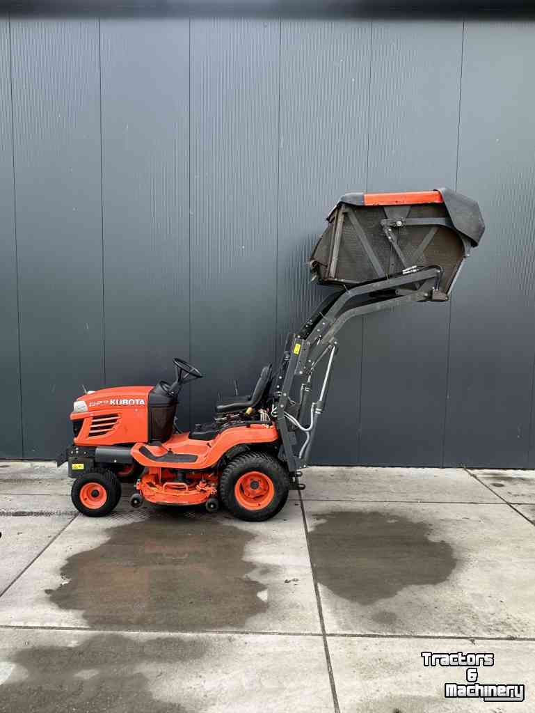 Zitmaaier Kubota G23HD