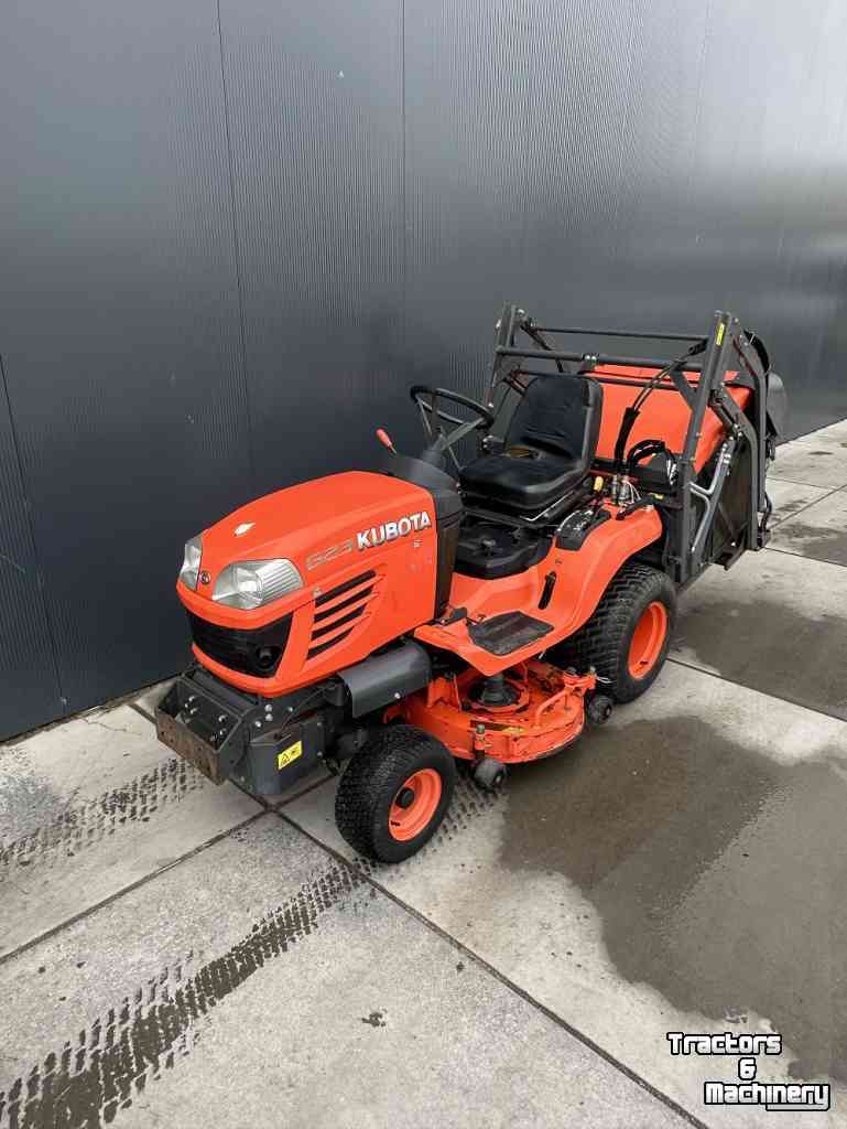 Zitmaaier Kubota G23HD