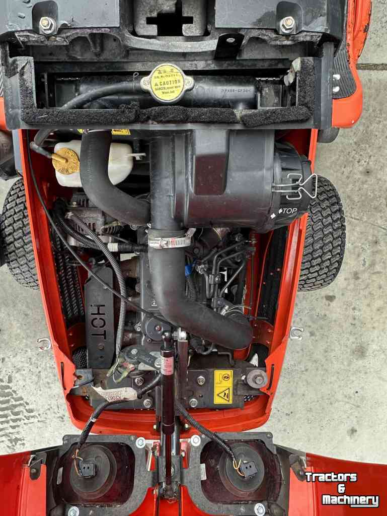 Zitmaaier Kubota G23HD