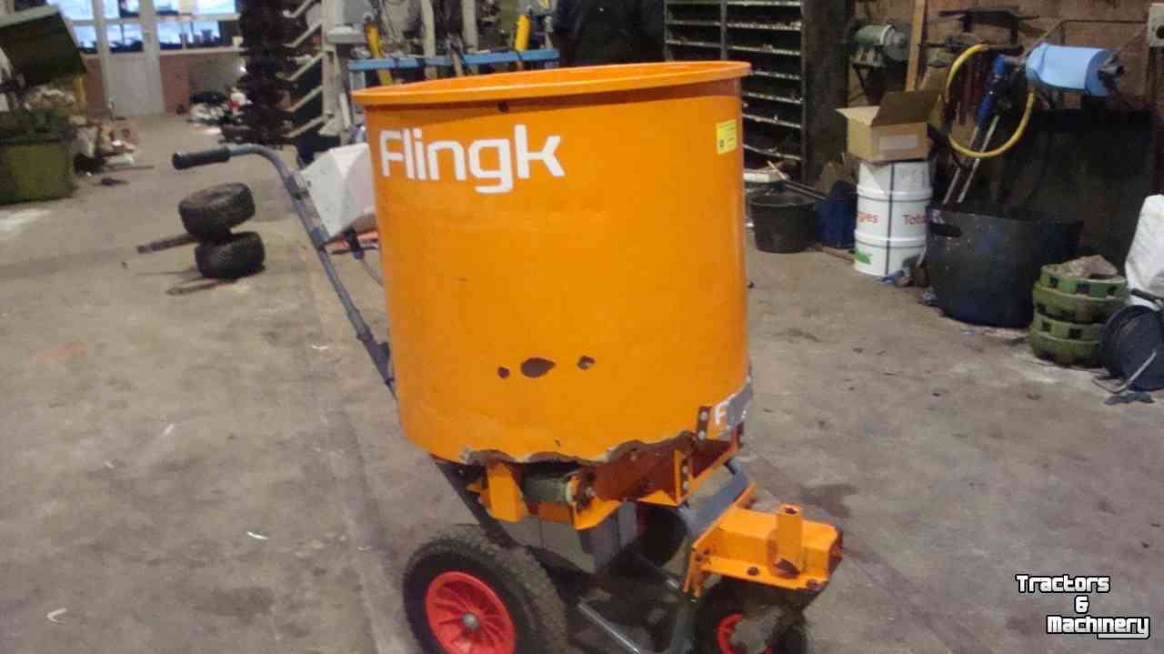 Zaagselstrooier voor boxen Flingk SE 250