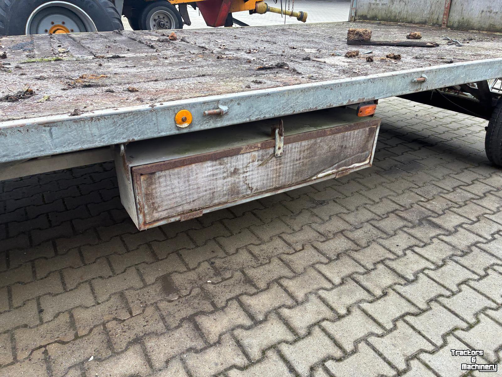 Veewagen / Veetrailer  Plattewagen/aanhanger