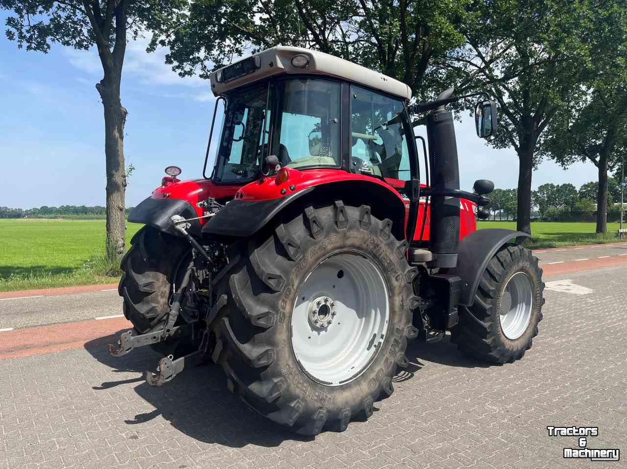 Tractor / Trekker Massey Ferguson 6716S Dyna6