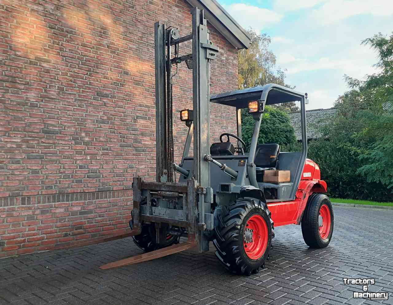 Ruwterrein-heftruck  Agria TM1516