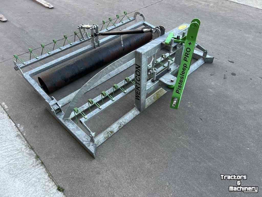 Manegevlakker / Bodemsleep / Bodemvlakker  Pistevlakker / Manegevlakker 2000