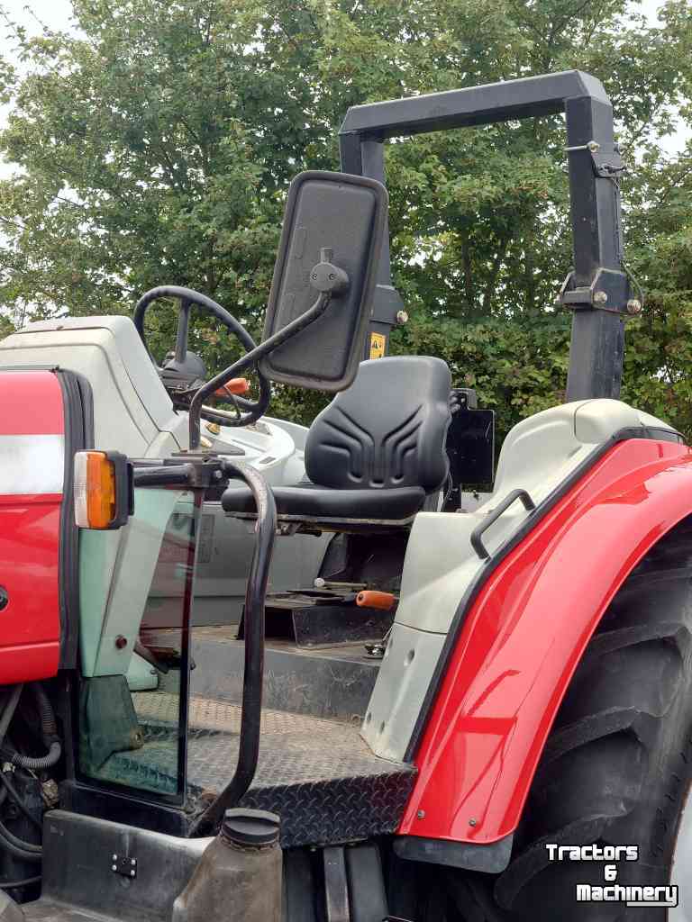 Tractor / Trekker Massey Ferguson 5425 4x4 Open station