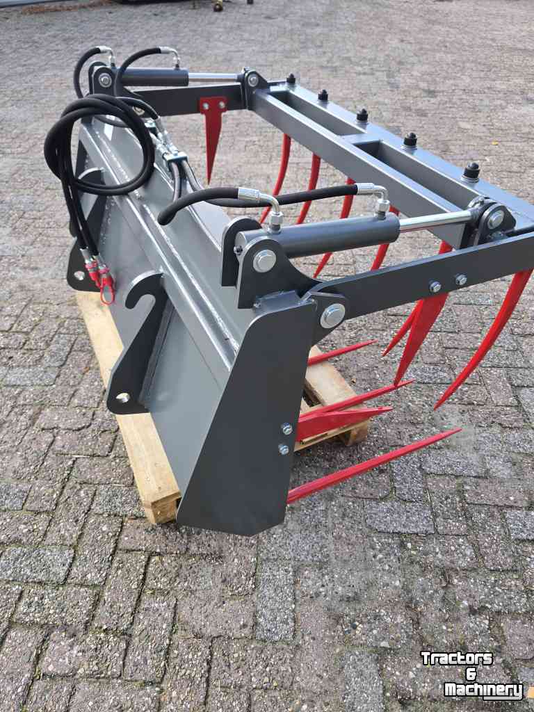 Voorladerbak Stekro Mestklem 150 cm weideman aansluiting