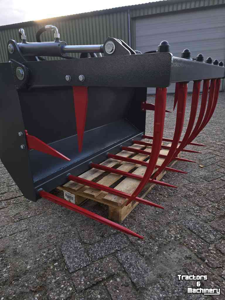 Voorladerbak Stekro Mestklem 150 cm weideman aansluiting