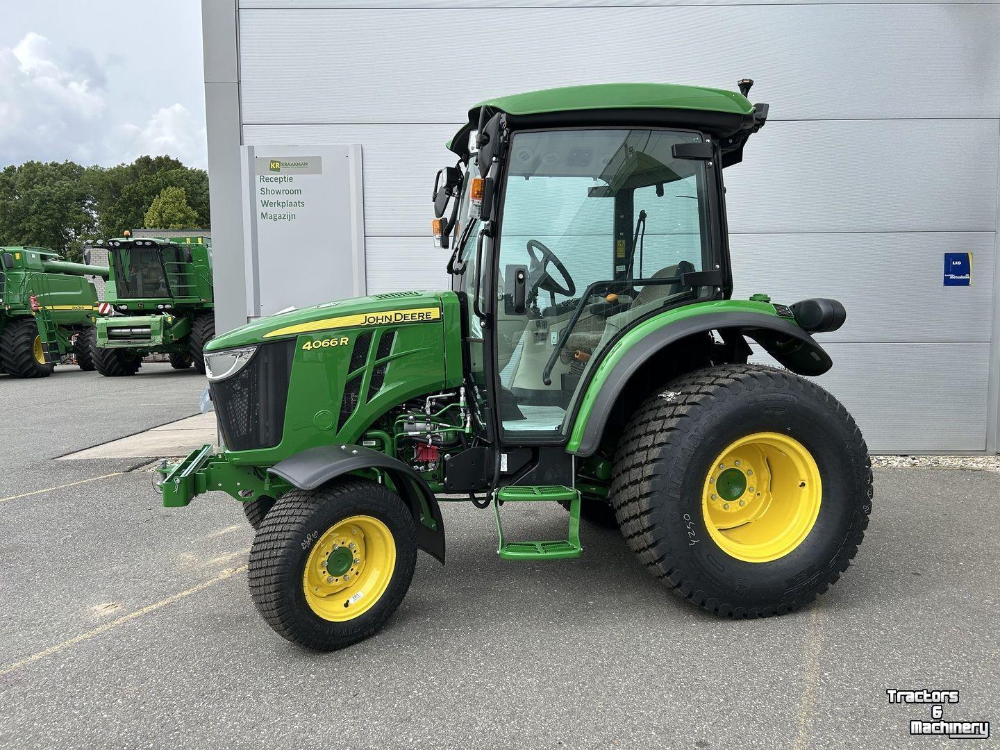 Smalspoor tractor John Deere 4066R