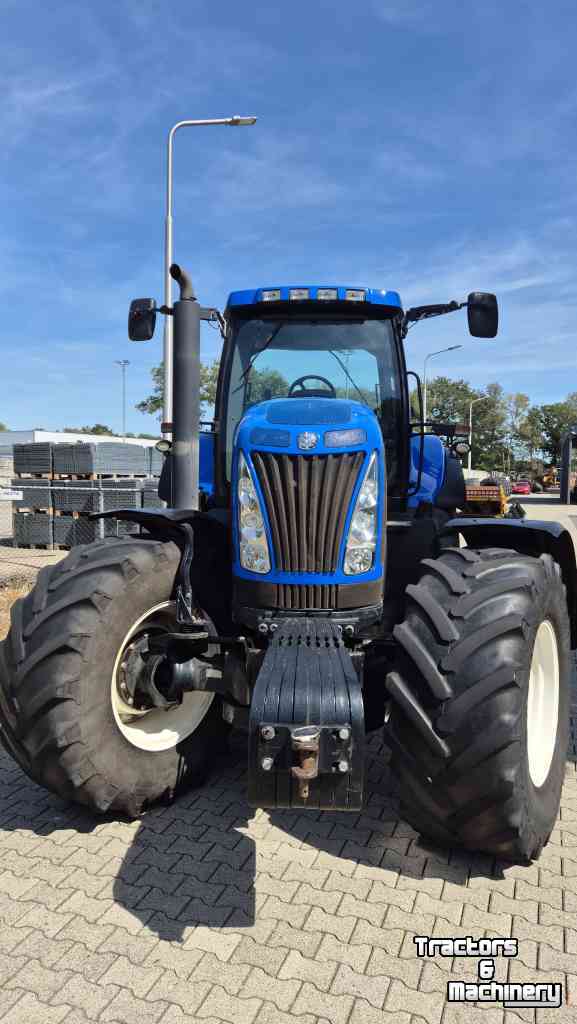 Tractor / Trekker New Holland T8020 FP 40 Kmh. Lucht, geveerde vooras
