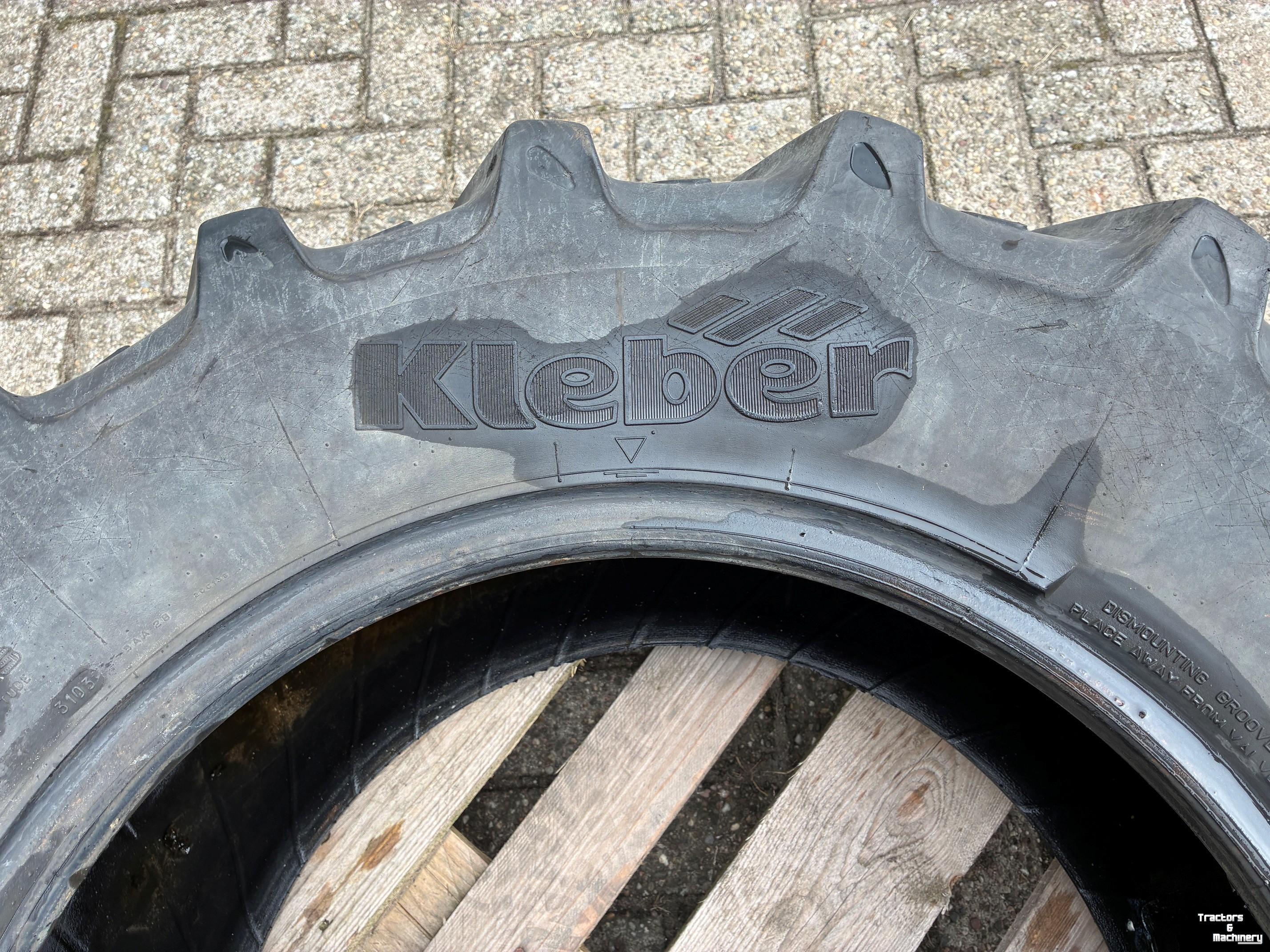 Wielen, Banden, Velgen & Afstandsringen Kleber 360/70R24