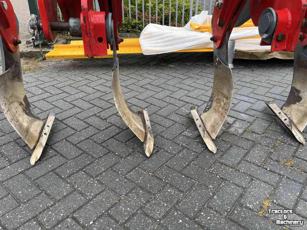 Woeler / Diepwoeler / Voorzetwoeler Unia Plow B4 voorzetwoeler/digger (MET 6 TANDEN, 2 ONGEMONTEERD)