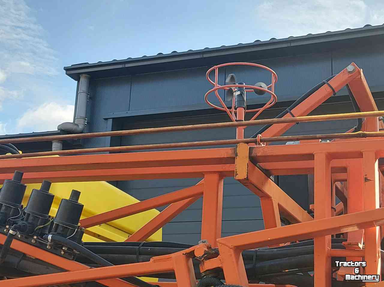 Veldspuit Douven Getrokken Veldspuit 27 meter met AirJet