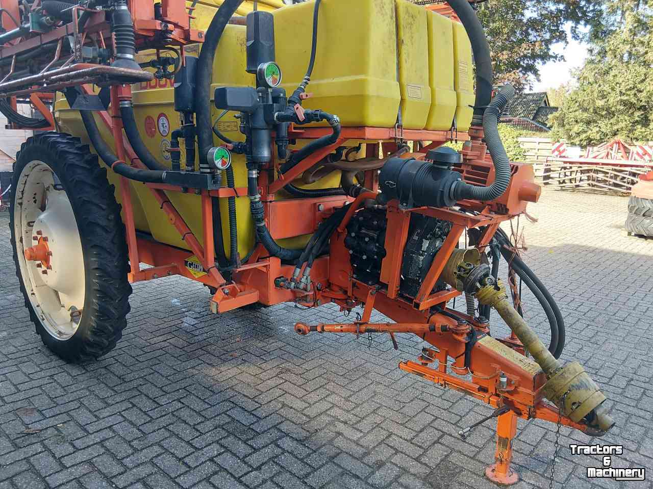 Veldspuit Douven Getrokken Veldspuit 27 meter met AirJet