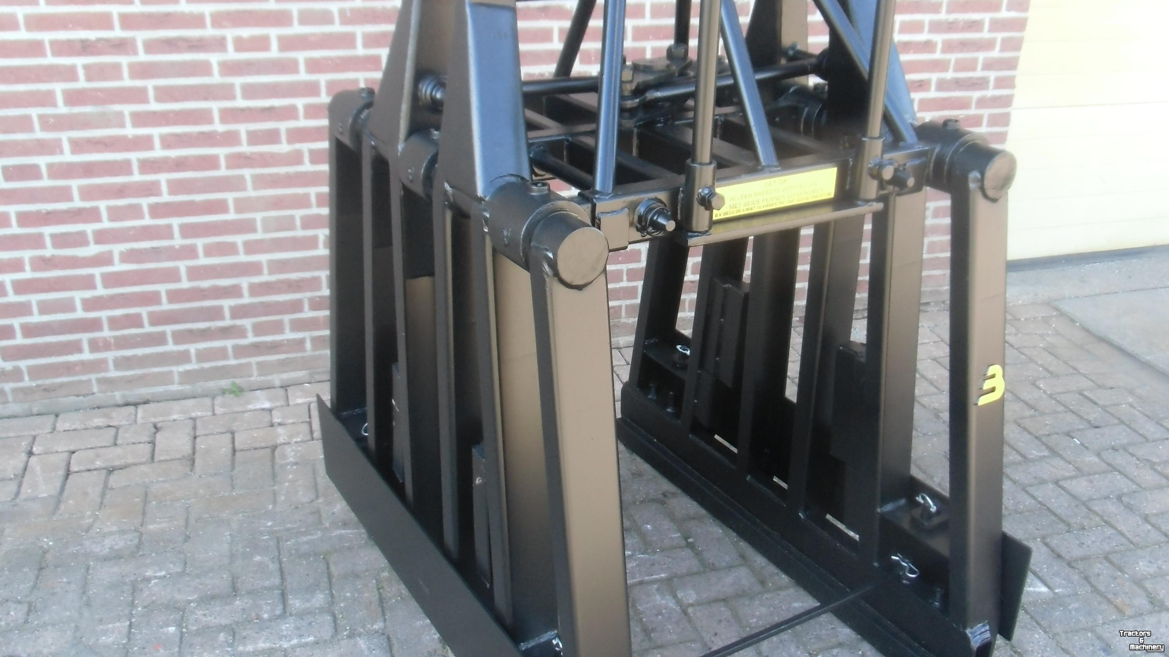 Overige aanbouwdelen en toebehoren Beco Stenenklem