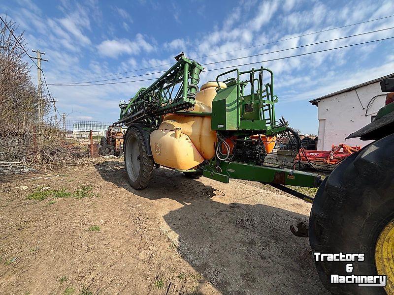 Veldspuit Amazone UX 4200