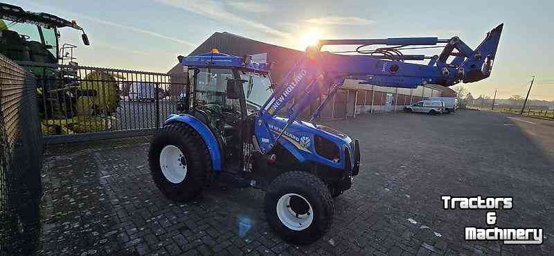 Tractor / Trekker New Holland T3.65F / Marge machine