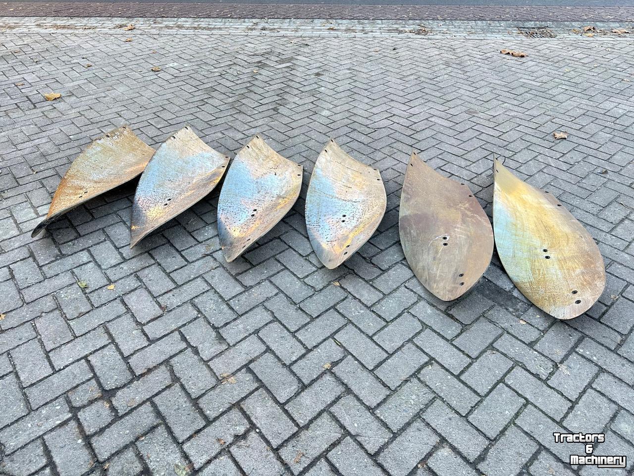 Diverse gebruikte onderdelen Kongskilde XLD PLOEG RISTERS