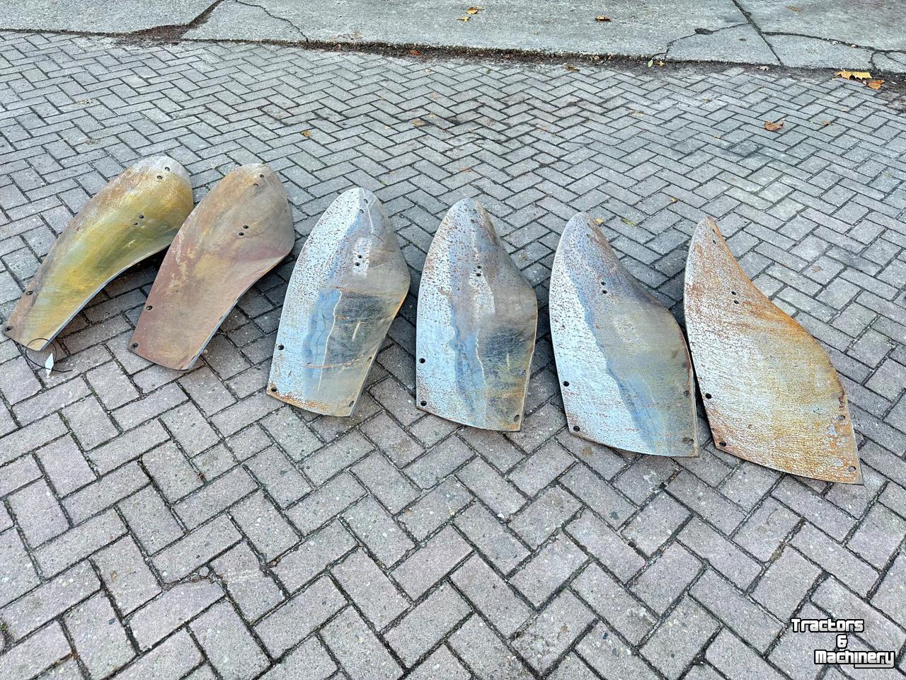 Diverse gebruikte onderdelen Kongskilde XLD PLOEG RISTERS