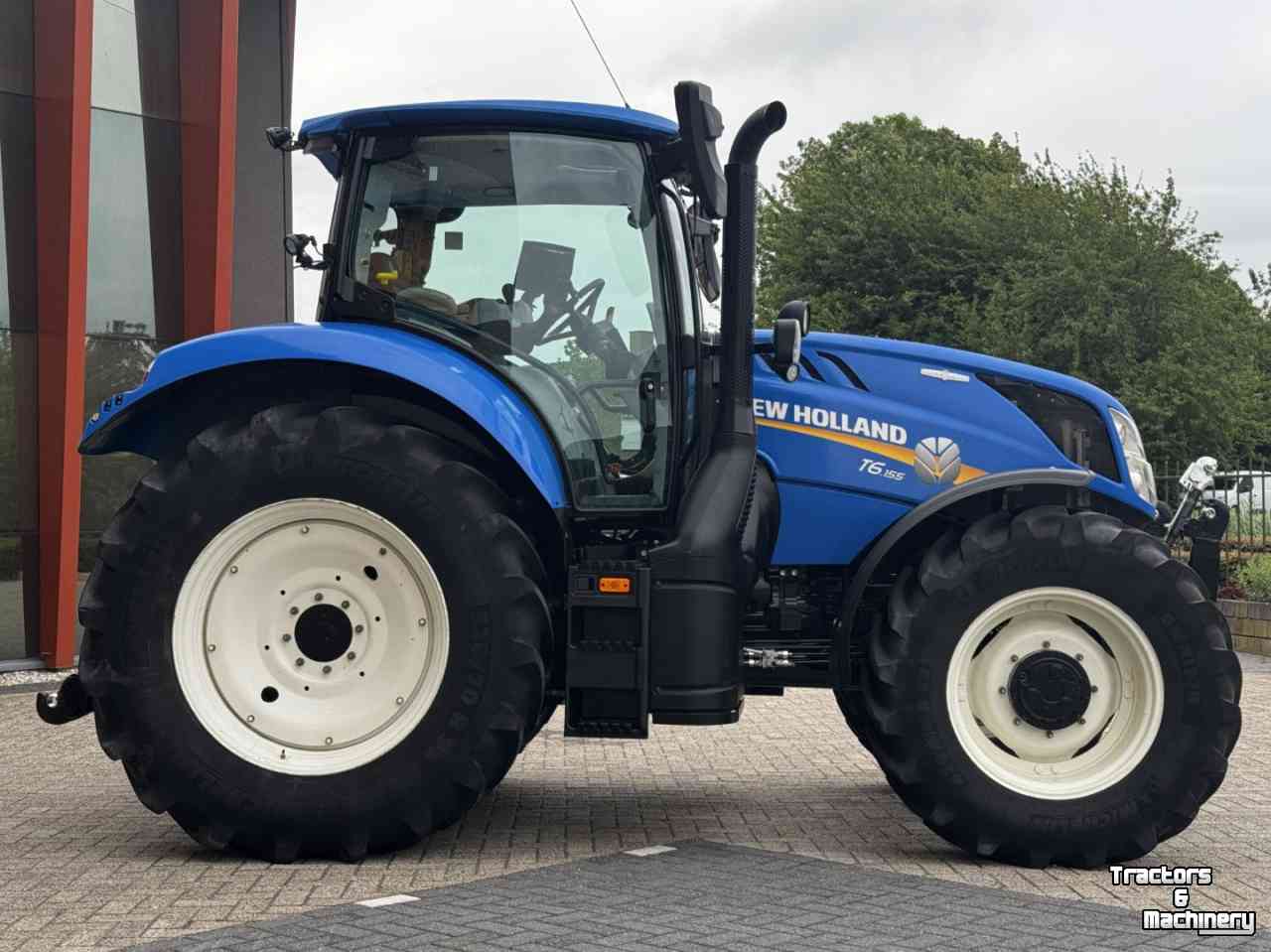 Tractor / Trekker New Holland T6.155AC vario 40km Stage V  Fronthef vol geveerd 2091u