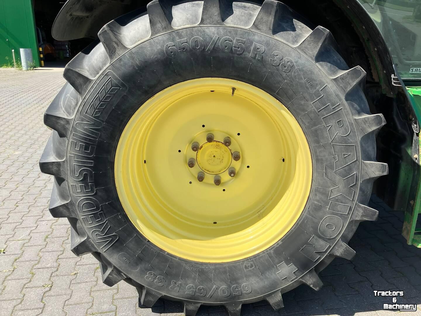 Tractor / Trekker John Deere 6150R