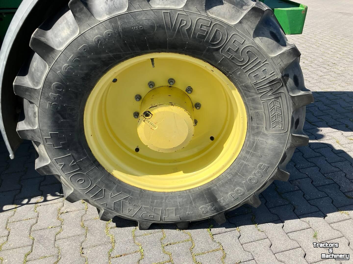Tractor / Trekker John Deere 6150R