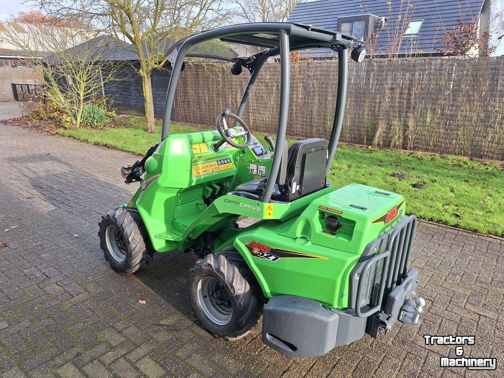 Shovel / Wiellader / Kniklader Avant E527 TDL elektrische minilader