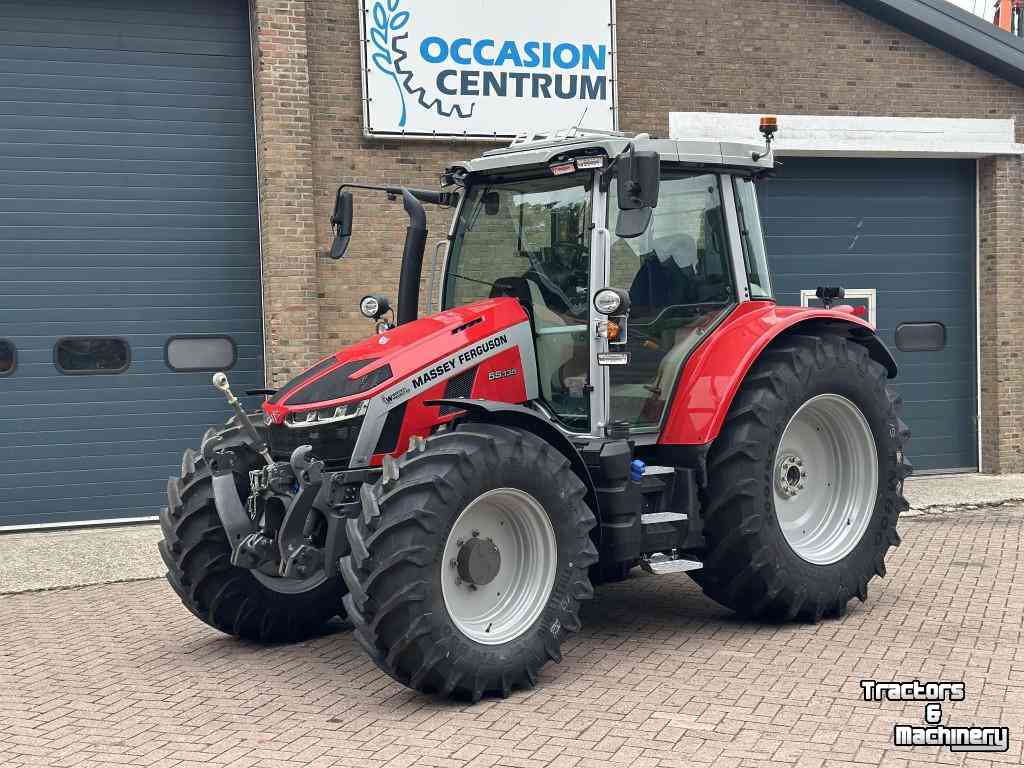 Tractor / Trekker Massey Ferguson 5S.135 Dyna-6 Exclusive
